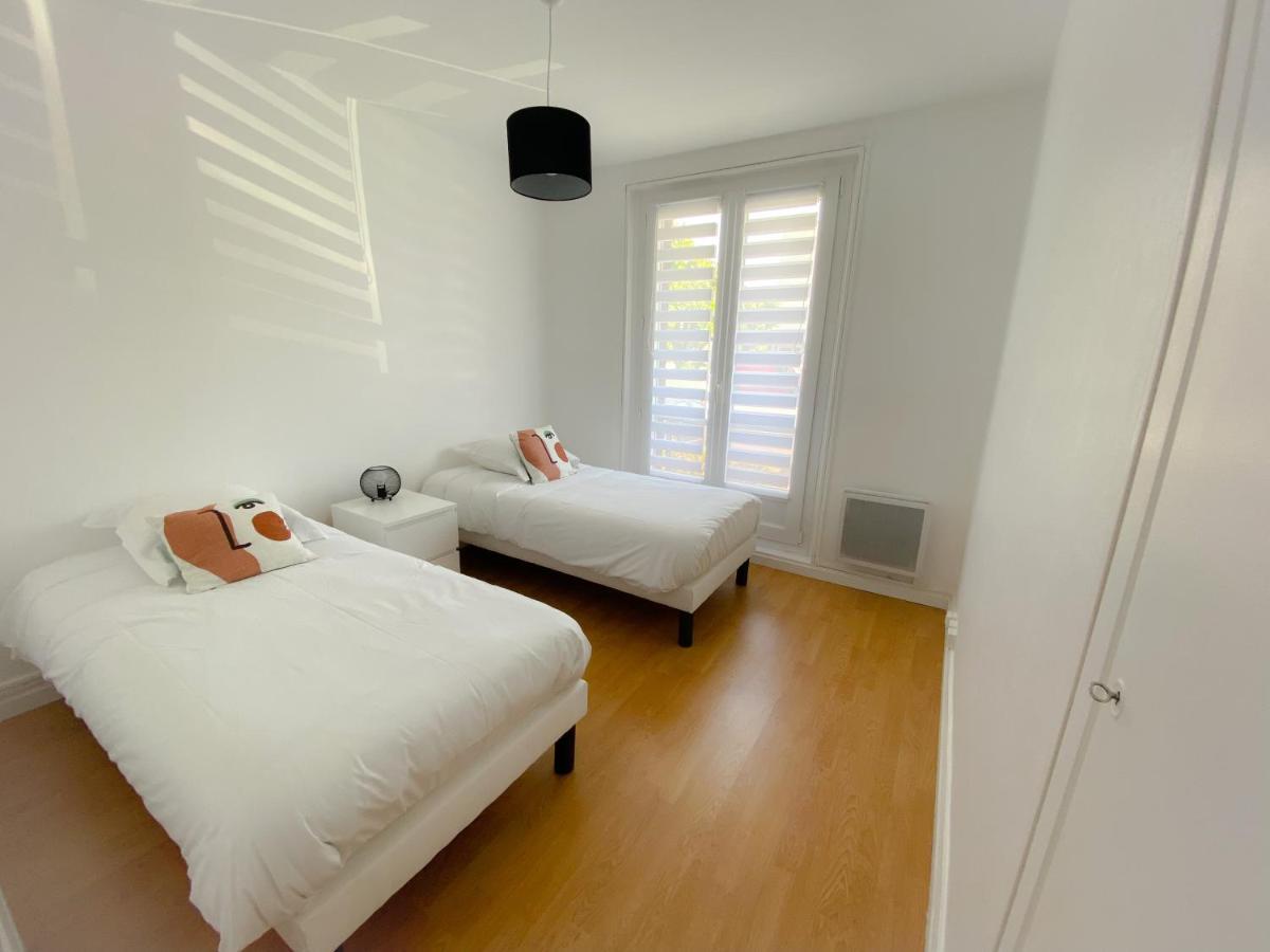 Le Familial Apartment Calais Ngoại thất bức ảnh